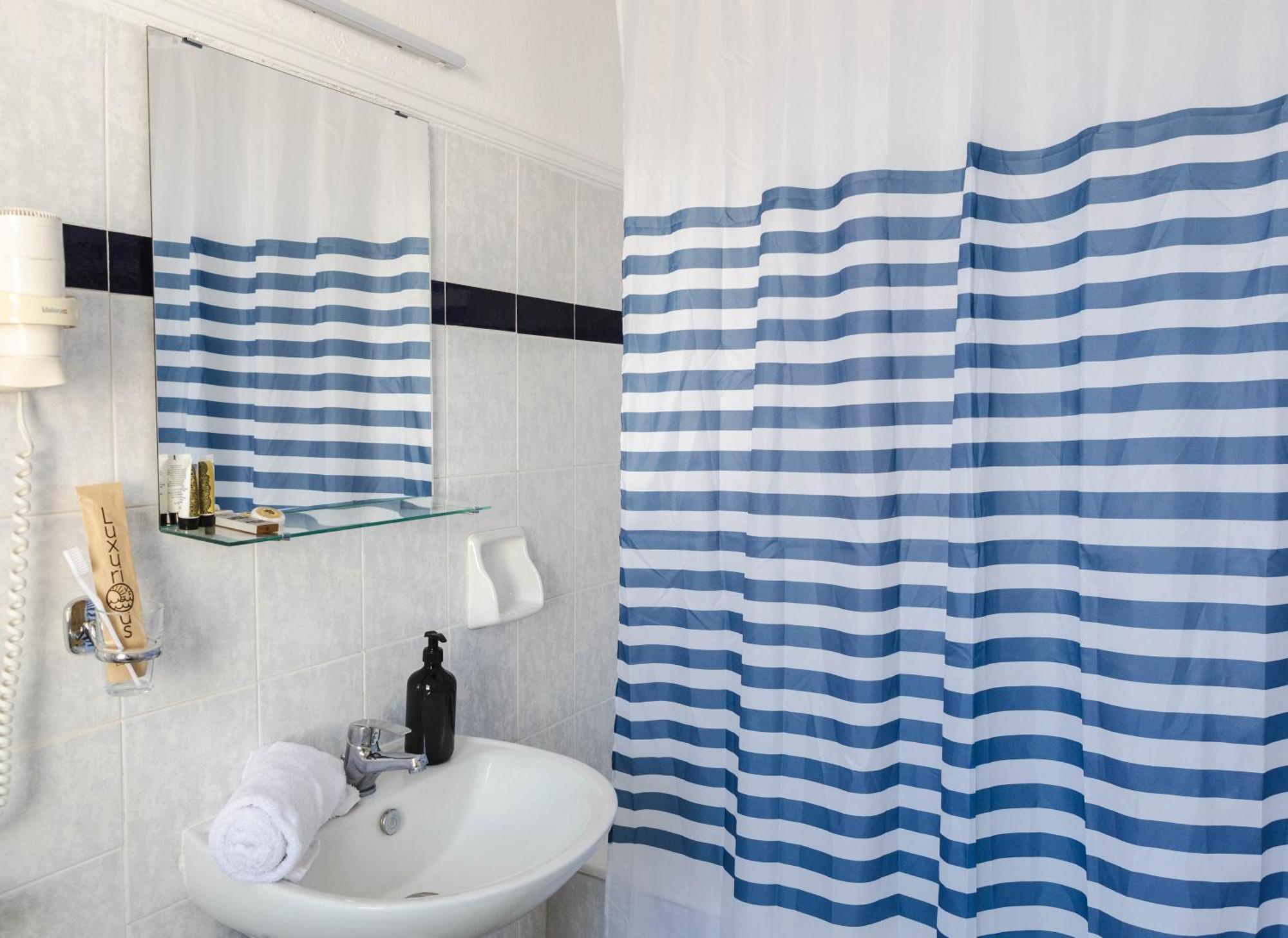 Anesis Hotel Кожани Екстериор снимка