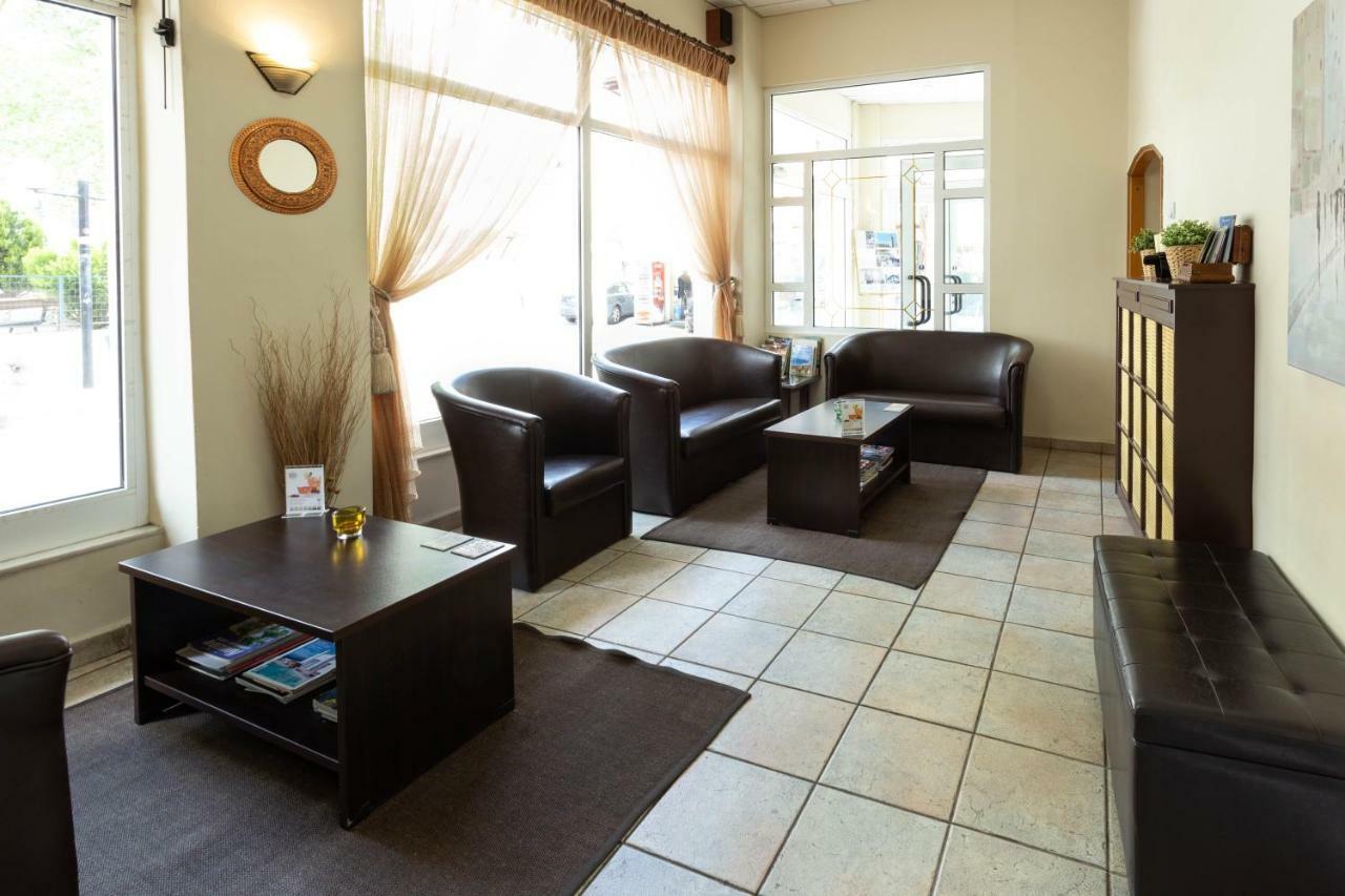 Anesis Hotel Кожани Екстериор снимка